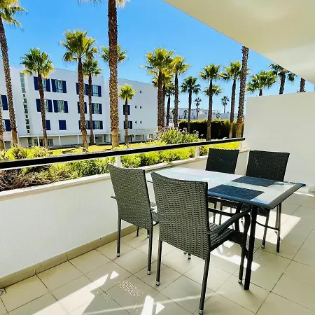 Angies Marina Apartment, Includes 2 Free Passes For The Marina Pool Lagos Exterior photo