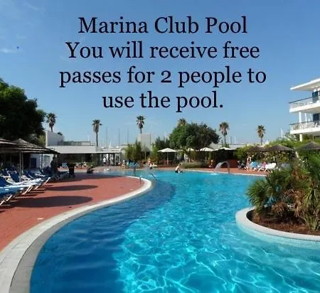 Angies Marina Apartment, Includes 2 Free Passes For The Marina Pool Lagos Exterior photo