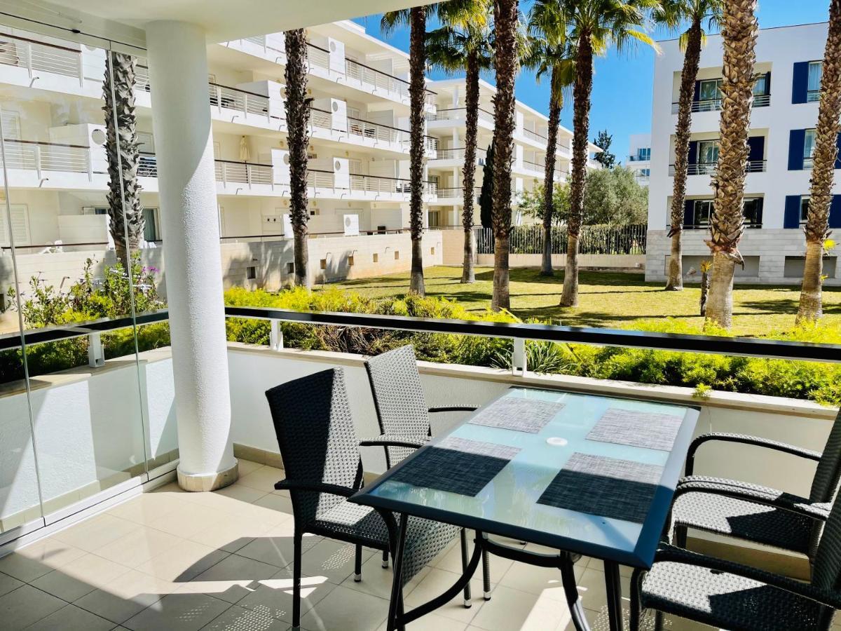 Angies Marina Apartment, Includes 2 Free Passes For The Marina Pool Apartment *